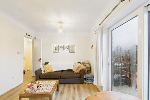 2 bedroom flat for sale, Oaklands, Peterborough, PE1