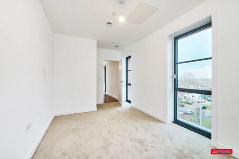 1 bedroom flat to rent, New Road, London, RM9