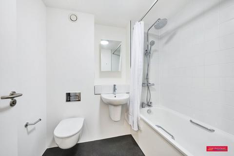 1 bedroom flat to rent, New Road, London, RM9