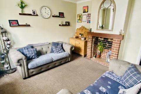 2 bedroom terraced house for sale, Bridge Road, Cowes,