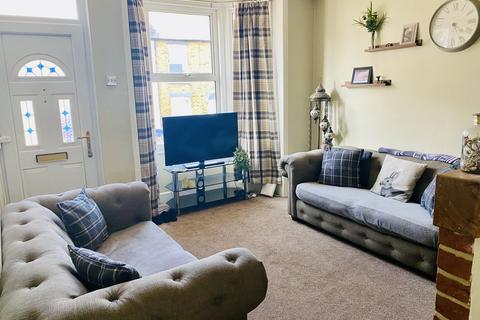 2 bedroom terraced house for sale, Bridge Road, Cowes,