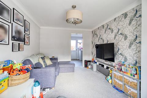 2 bedroom terraced house for sale, Hawfinch Close, Covingham