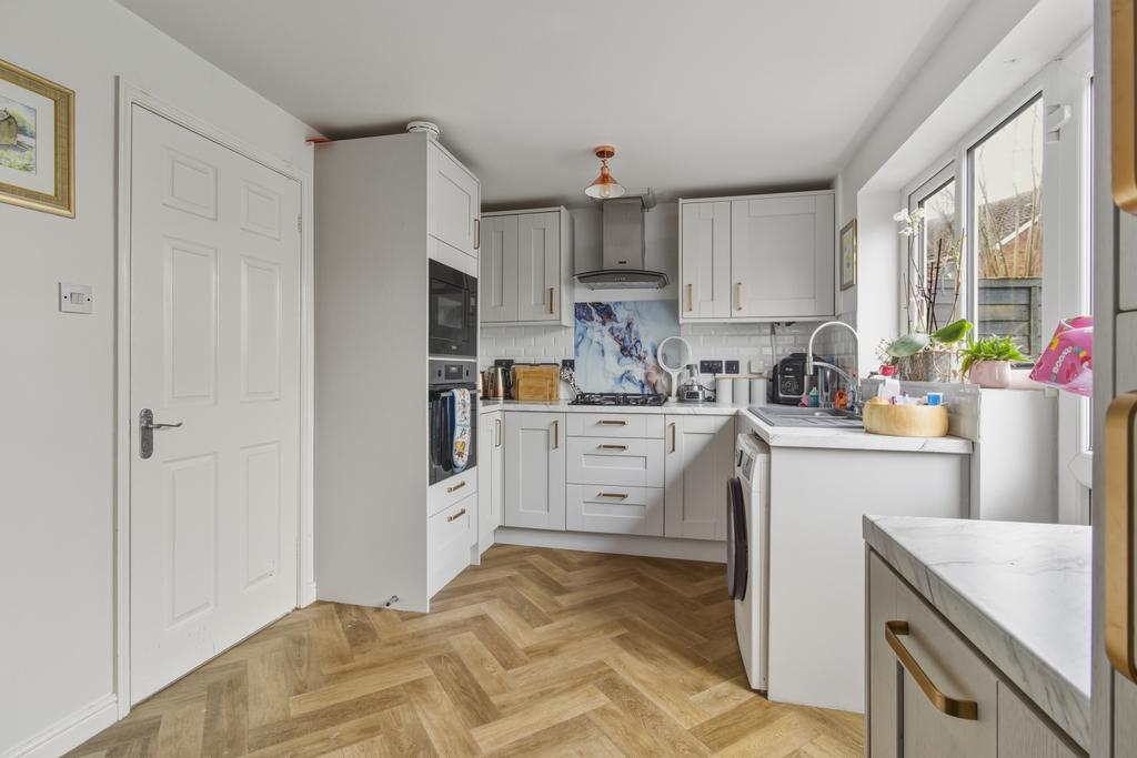 Kitchen - Ewe Move Swindon South