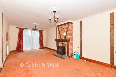 3 bedroom terraced house for sale, Parkhouse Farm Way, Havant, Hampshire
