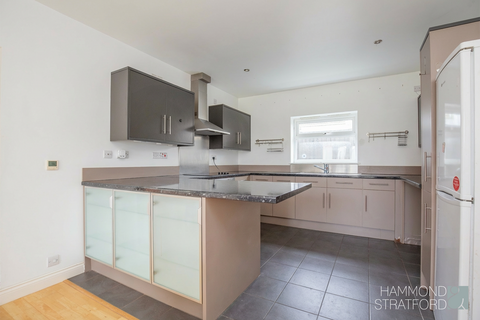 3 bedroom detached bungalow for sale, The Drift, Attleborough