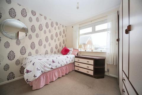 3 bedroom bungalow to rent, Dalkeith Road, Hindley Green