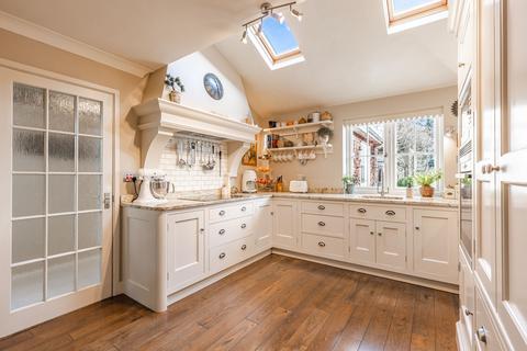 5 bedroom detached house for sale, A Home of Quiet Luxury in Wicklewood