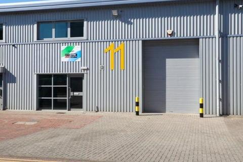 Warehouse to rent, Croydon Rd Croydon CR0 4QE