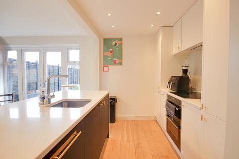 3 bedroom semi-detached house for sale, Oxstalls Way, Longlevens, Gloucester, GL2