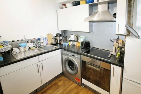 1 bedroom property to rent, Armley, Leeds, LS12