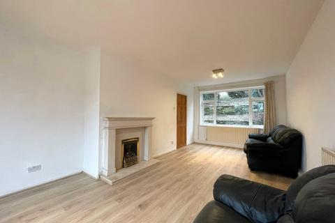 3 bedroom semi-detached house to rent, Tinshill Avenue, Leeds, West Yorkshire, LS16