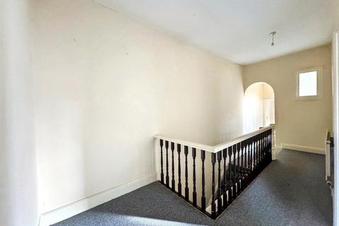 2 bedroom flat for sale, Preston Avenue, Newport