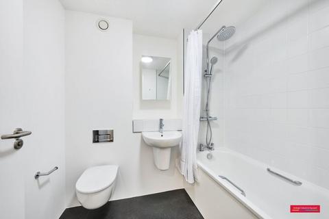 2 bedroom flat to rent, New Road, Dagenham, London, RM9