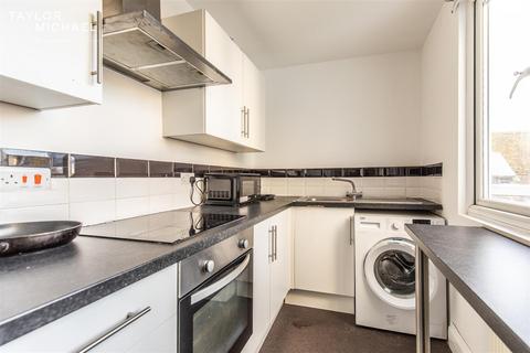 1 bedroom in a house share to rent, Broad Street, Brighton