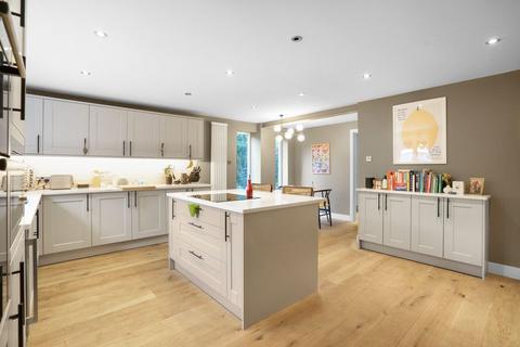 3 bedroom detached house to rent, Leeds LS8