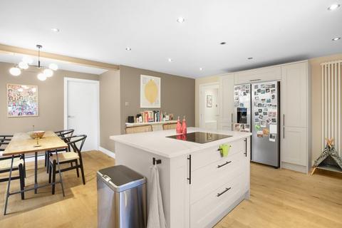 3 bedroom detached house to rent, Leeds LS8