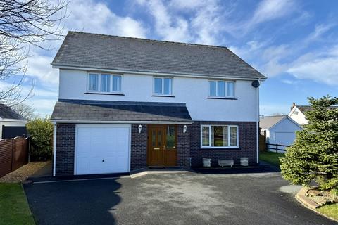 4 bedroom detached house for sale, Bryn Hyfryd, Pennant, Llanon