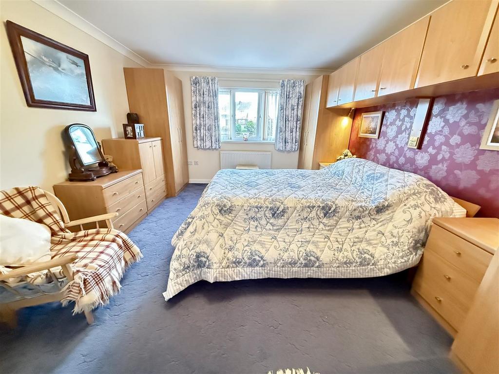 Master Bedroom Suite 1