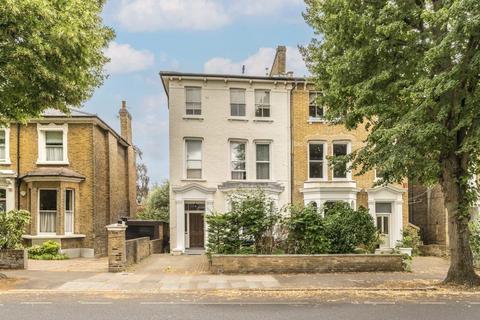 2 bedroom flat to rent, Eaton Rise, London W5