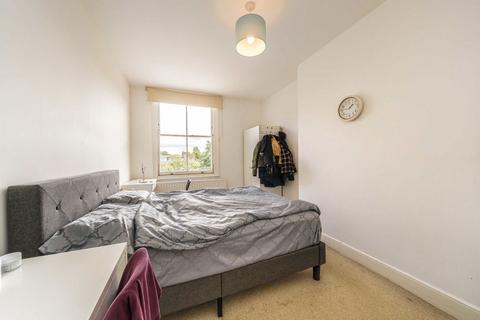 2 bedroom flat to rent, Eaton Rise, London W5