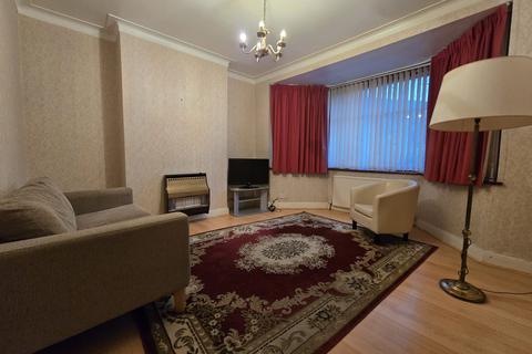 3 bedroom semi-detached house for sale, West View, NW4