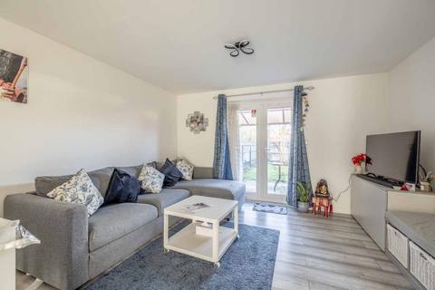 2 bedroom terraced house for sale, Bessemer Close, Slough SL3