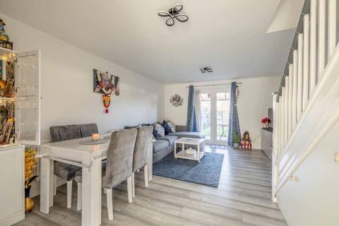 2 bedroom terraced house for sale, Bessemer Close, Slough SL3