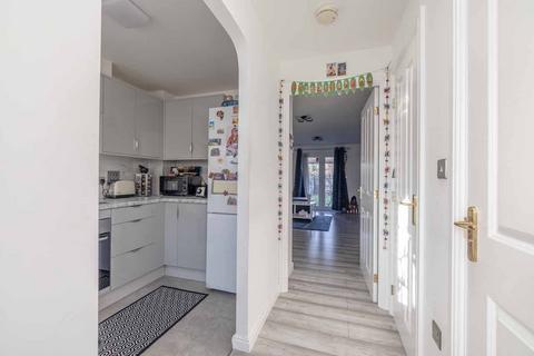 2 bedroom terraced house for sale, Bessemer Close, Slough SL3