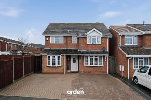 4 bedroom detached house for sale, Low Fold Close, Worcester, WR2