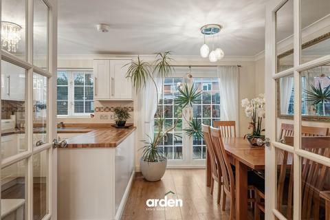 4 bedroom detached house for sale, Low Fold Close, Worcester, WR2