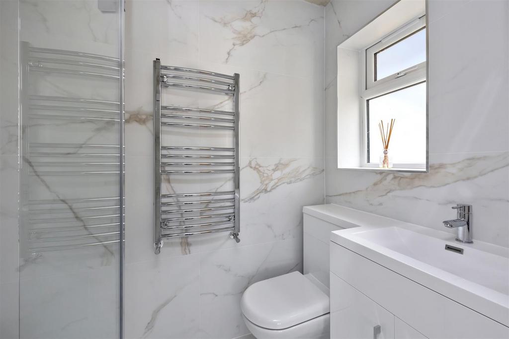 Aldsworth Avenue, 95-022.jpg