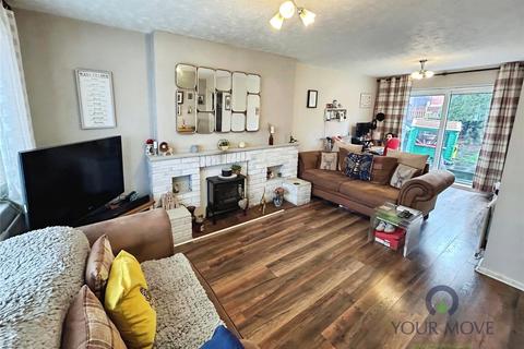 4 bedroom semi-detached house for sale, Carberry Way, Stoke-on-trent ST3