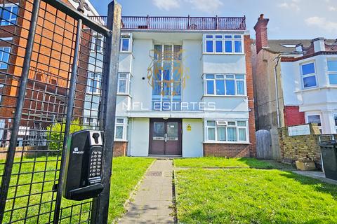 undefined, London Road, Thornton Heath CR7