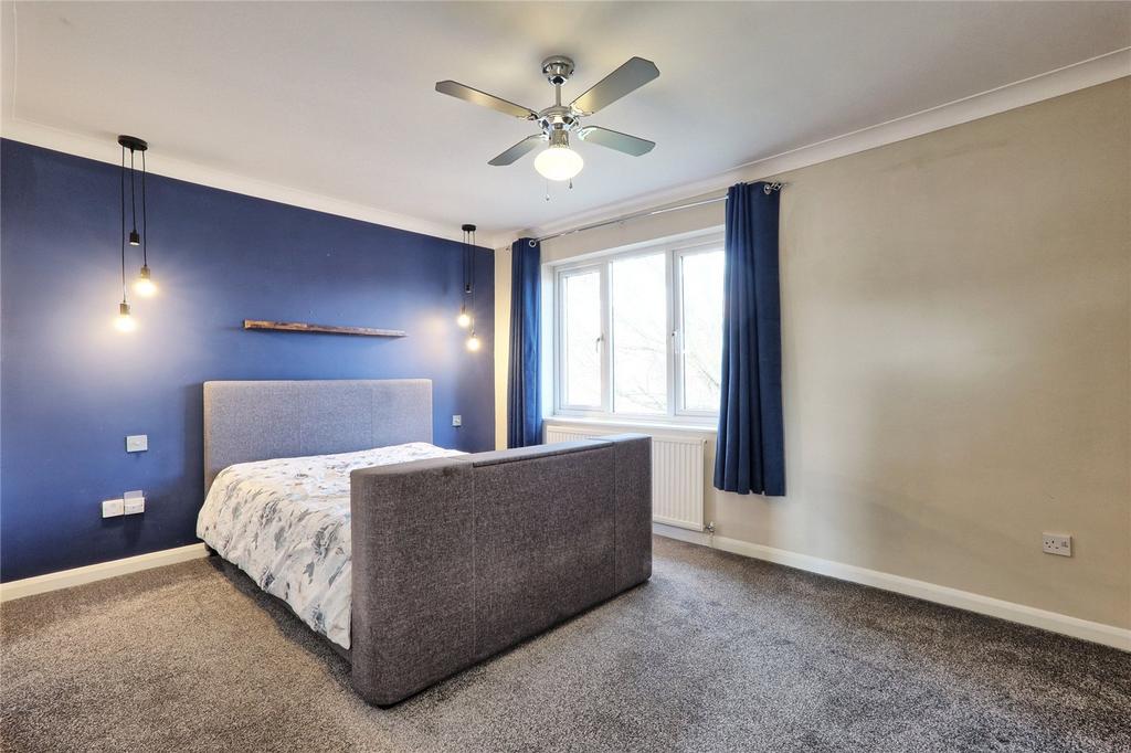 Mster Bedroom
