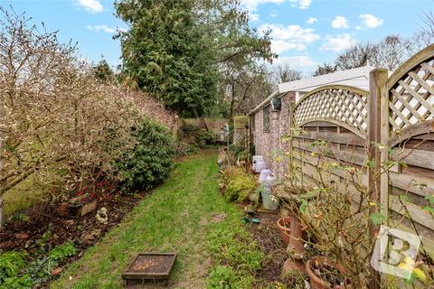 3 bedroom end of terrace house for sale, Crow Lane, Romford, RM7