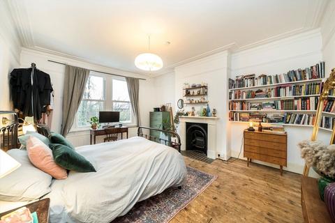 2 bedroom flat to rent, Drake Road, London SE4