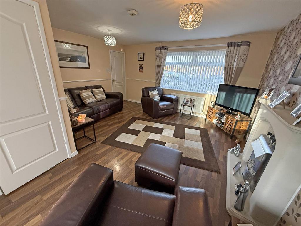 Living room A2.jpg