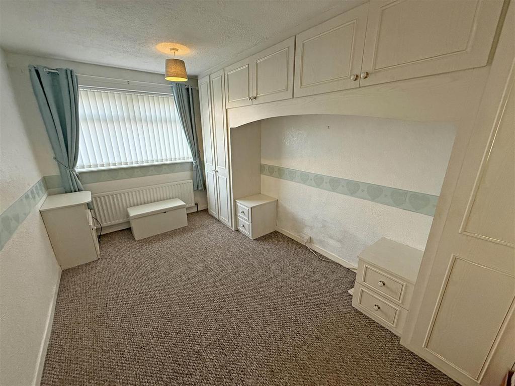 Bedroom 2.jpg