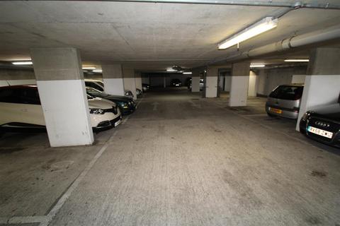 2 bedroom apartment to rent, Caldon House, Northolt UB5 6FN