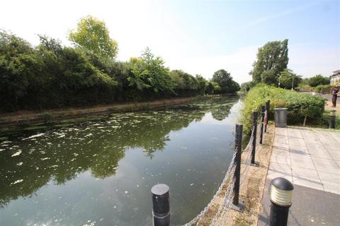 2 bedroom apartment to rent, Caldon House, Northolt UB5 6FN