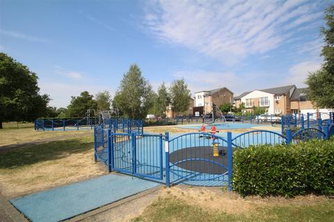 2 bedroom apartment to rent, Caldon House, Northolt UB5 6FN