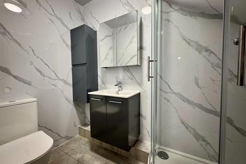 2 bedroom apartment to rent, Caldon House, Northolt UB5 6FN
