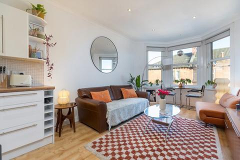 1 bedroom flat for sale, Ledard Road, Battlefield