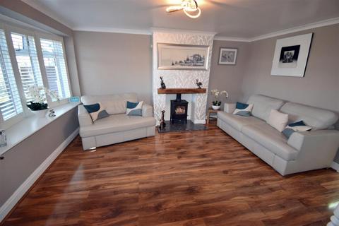 3 bedroom semi-detached house for sale, Corscombe Close, Ferryhill