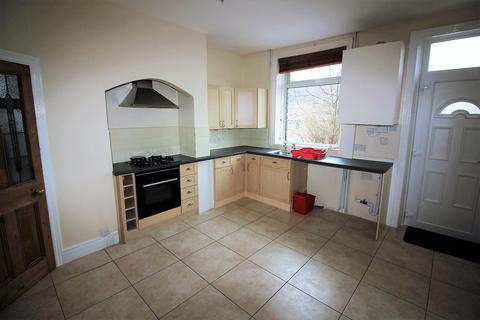 3 bedroom terraced house to rent, Cheltenham Place, Halifax