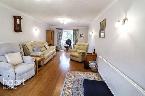 undefined, Plough Close, Bedford