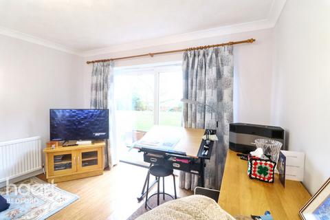 4 bedroom detached house for sale, Plough Close, Bedford