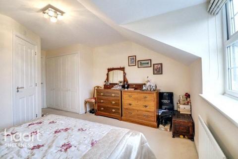 4 bedroom terraced house for sale, Nettle Way, Sheerness