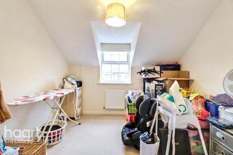 4 bedroom terraced house for sale, Nettle Way, Sheerness