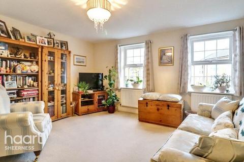 4 bedroom terraced house for sale, Nettle Way, Minster